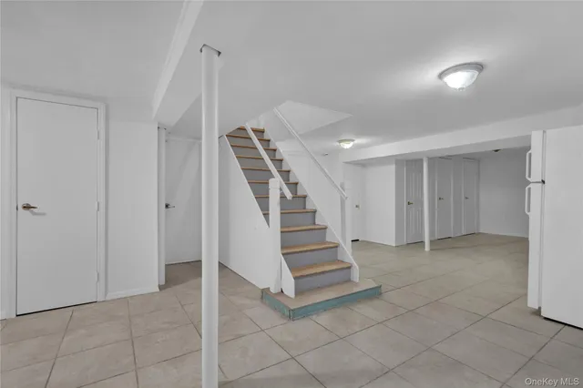 $849,999 | 415 Pond Path, East Setauket, NY 11733