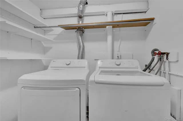 $849,999 | 415 Pond Path, East Setauket, NY 11733