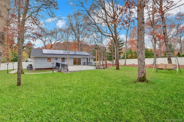 $849,999 | 415 Pond Path, East Setauket, NY 11733