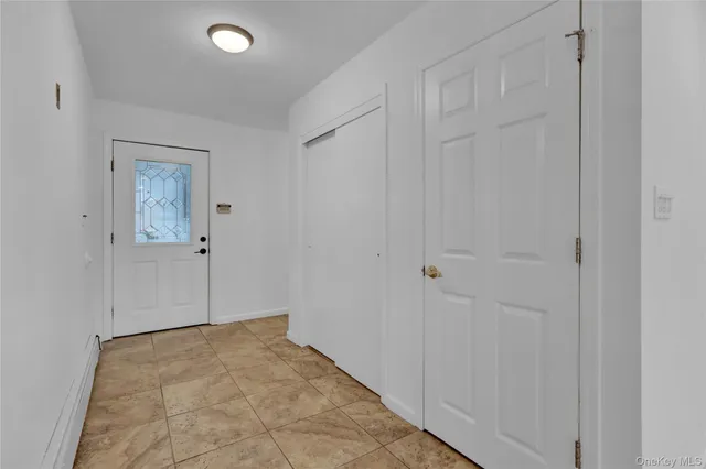 $849,999 | 415 Pond Path, East Setauket, NY 11733