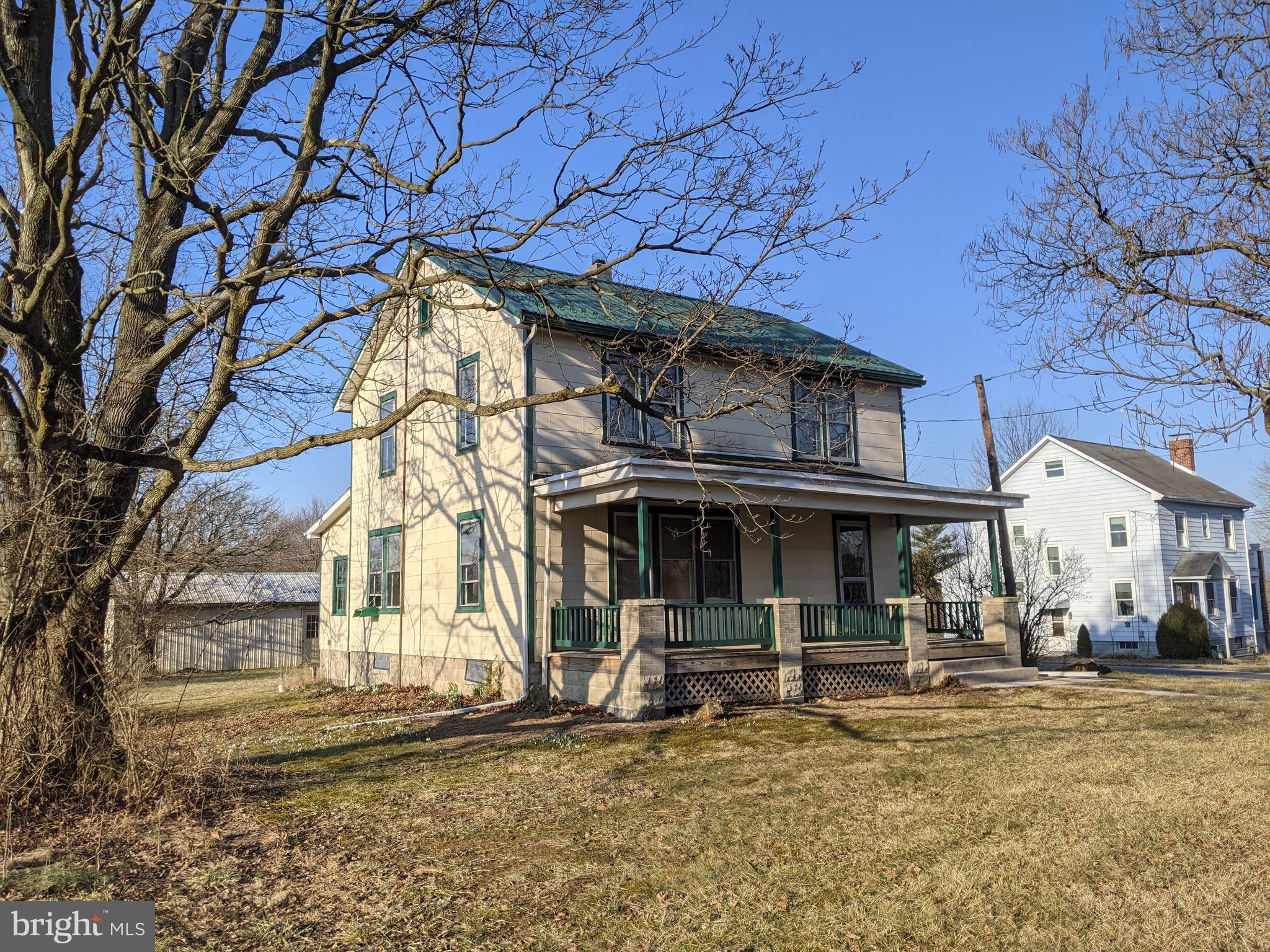 20 Knoxlyn Road Gettysburg, PA 17325 - Photo 2 of 31 Quaint Farmhouse on 1.3 acres