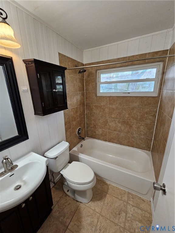 1313 Wembly Road Henrico, VA 23229 - Photo 12 of 17 Bathroom with vanity, shower / washtub combination