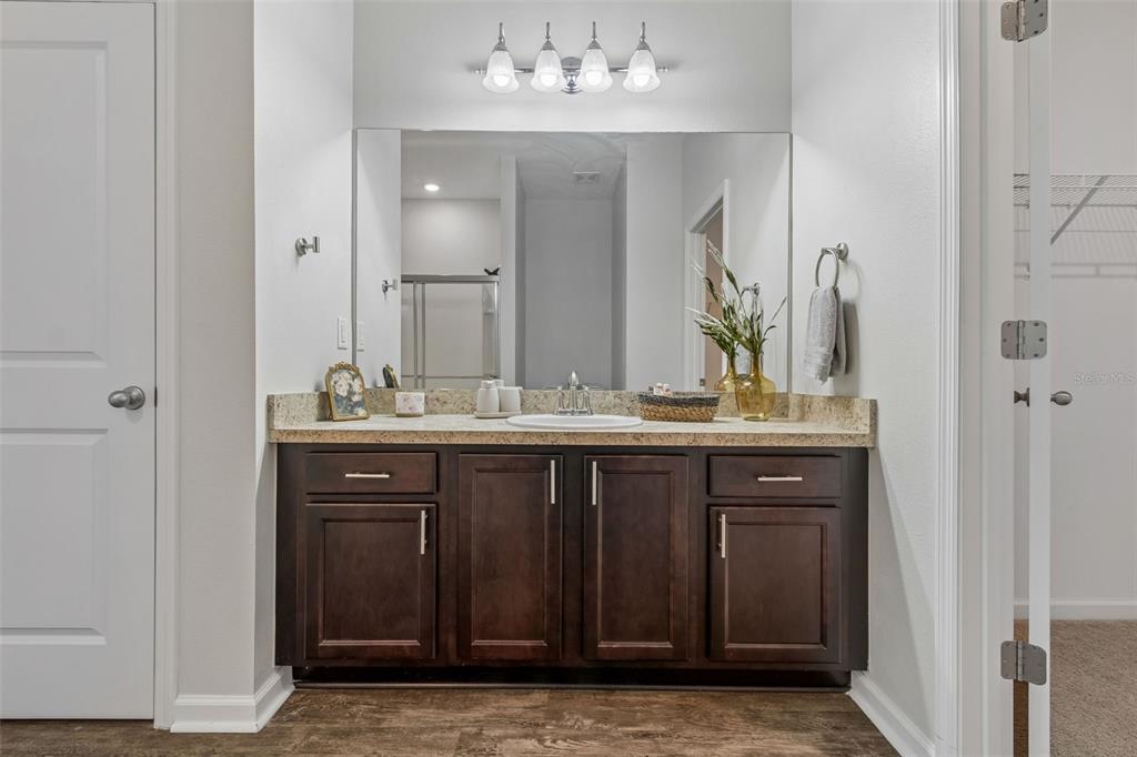 1261 Anchor Bend Drive Ruskin, FL 33570 - Photo 24 of 73