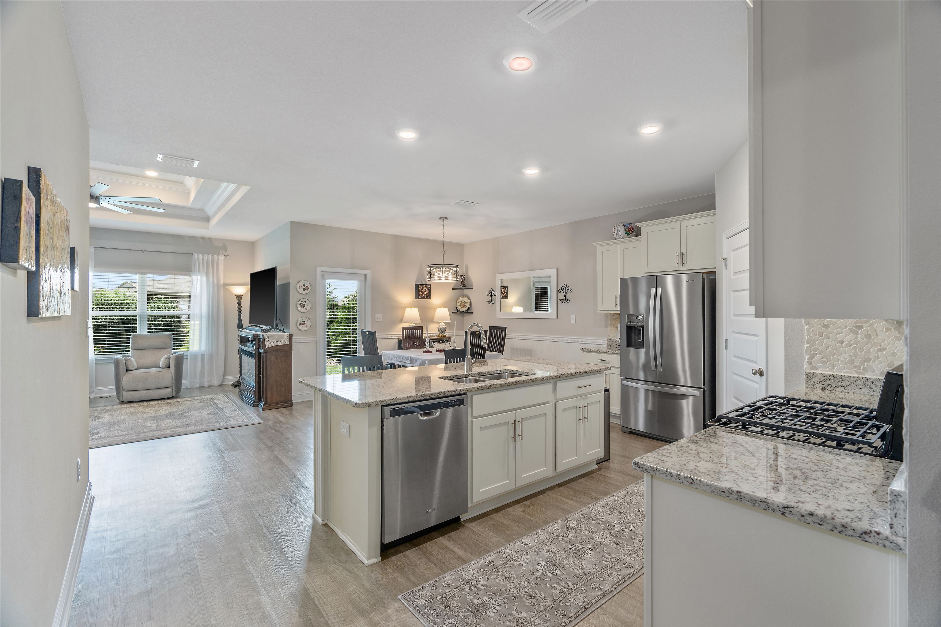 24593 Slater Mill Road Daphne, AL 36526 - Photo 13 of 32 Kitchen