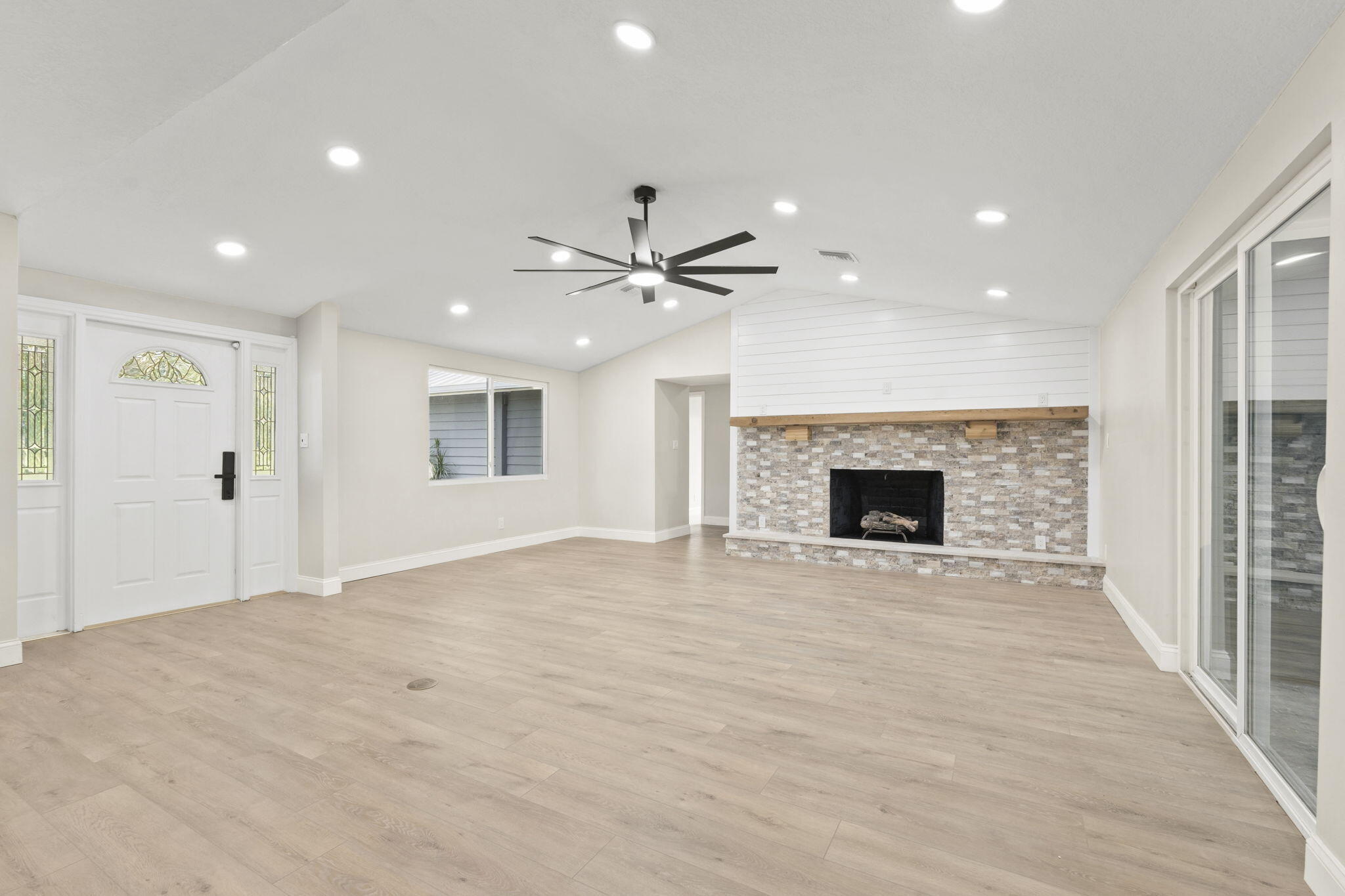 202 Laidback Way Fort Pierce, FL 34945 - Photo 13 of 37 29-web-or-mls-DSC06763
