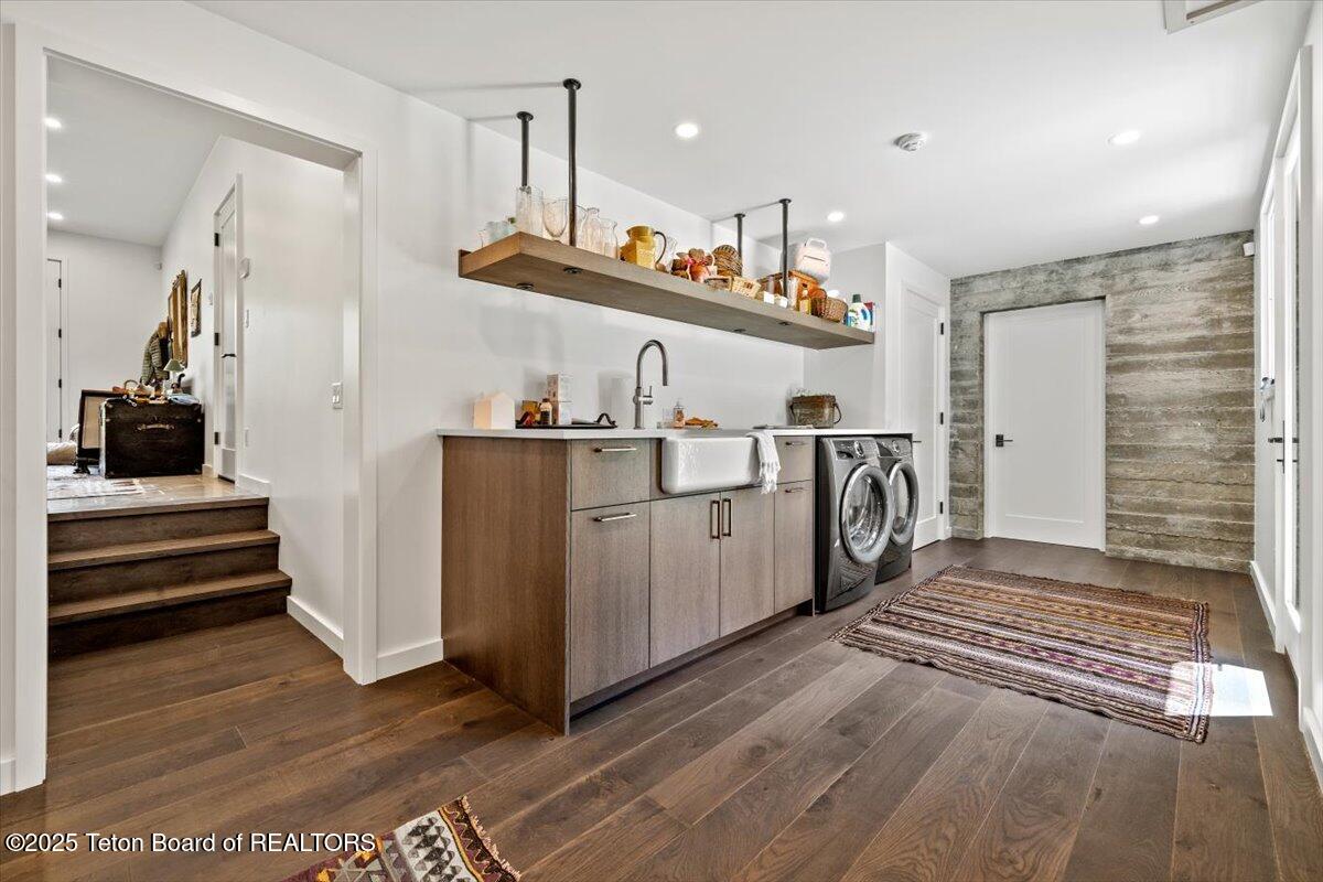 7000 West Gill Huff Road Wilson, WY 83014 - Photo 14 of 37 Downstairs kitchenetter