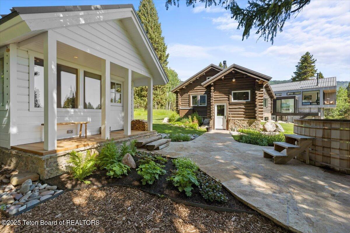 7000 West Gill Huff Road Wilson, WY 83014 - Photo 22 of 37 Outdoor wellness center