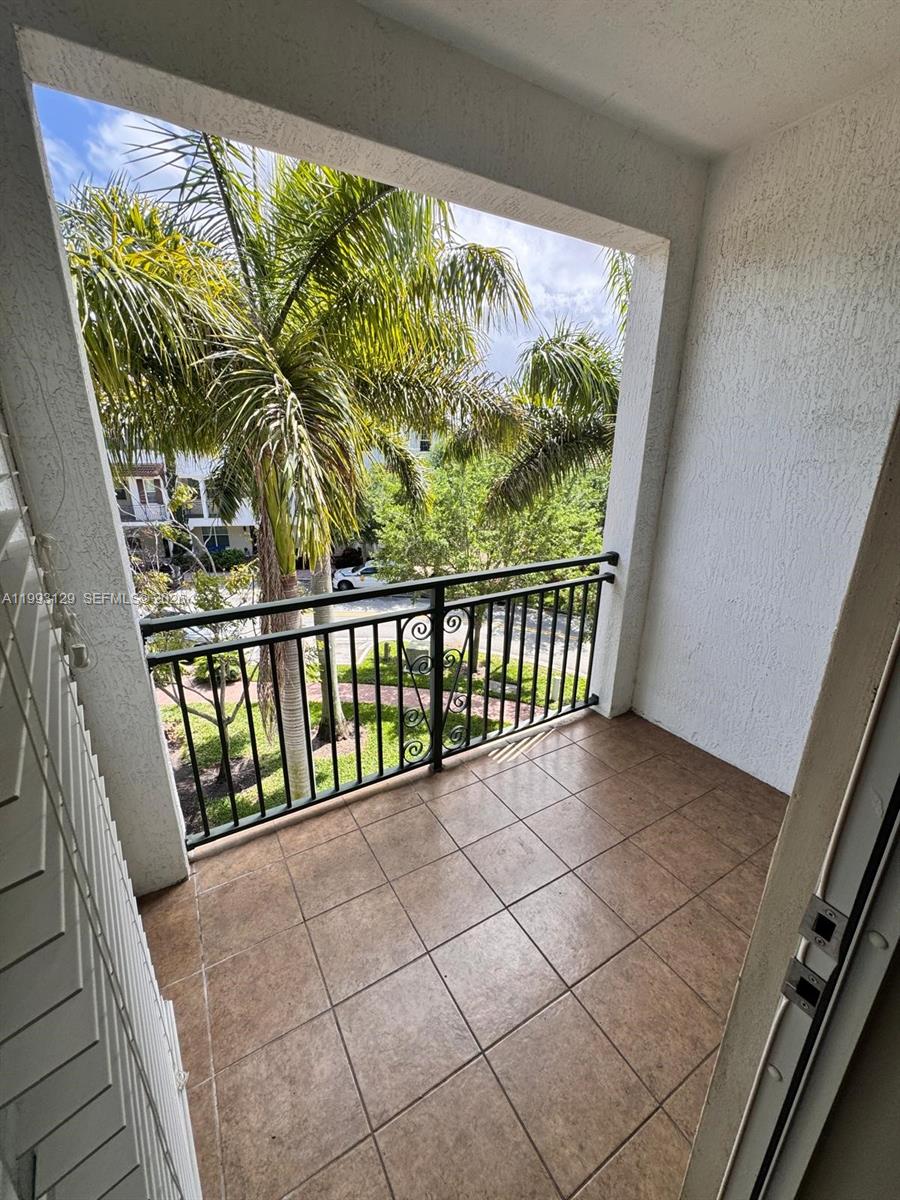 11980 Southwest 29th Street Miramar, FL 33025 - Photo 44 of 56 a view of entryway