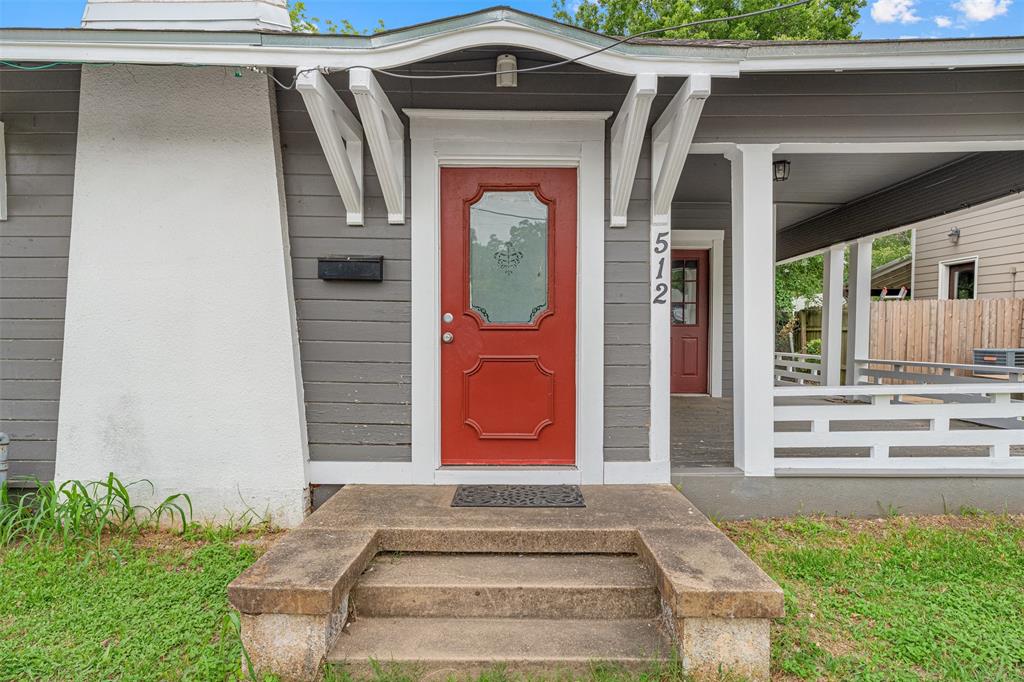 512 Herring Avenue Waco, TX 76708 - Photo 4 of 32