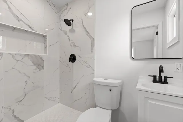 $1,995 | 824 Clift Street, Chattanooga, TN 37405