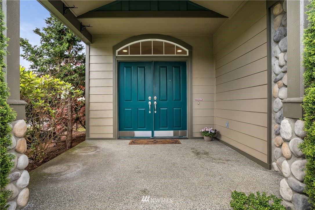 17221 164th Way Southeast Renton, WA 98058 - Photo 2 of 25