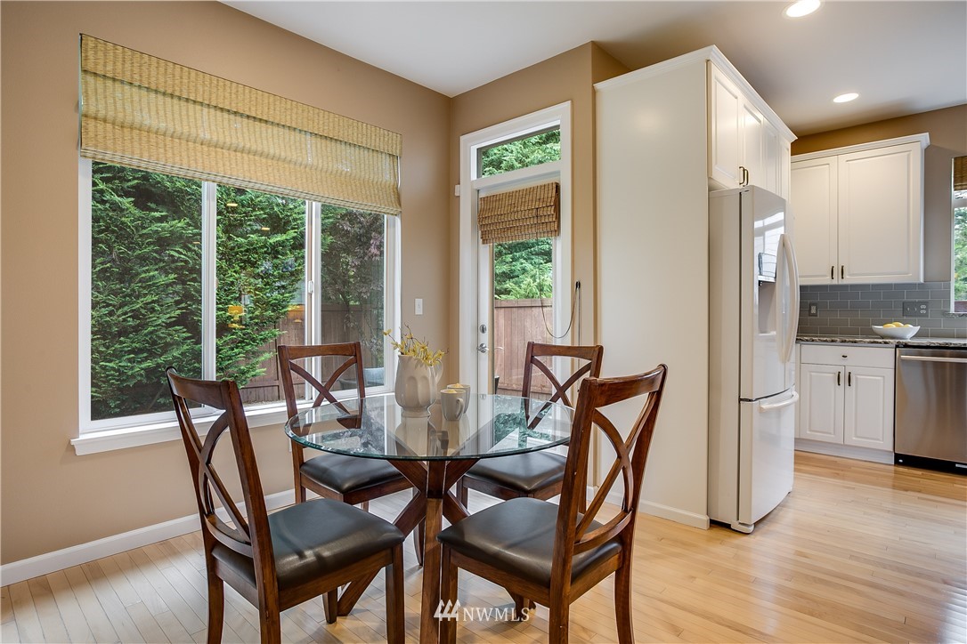 17221 164th Way Southeast Renton, WA 98058 - Photo 5 of 25