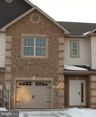 $2,295 | 127 Delano Drive, Chambersburg, PA 17201