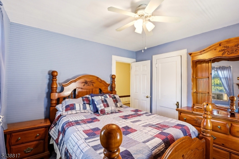 332 Riverside Avenue Lyndhurst, NJ 07071 - Photo 21 of 38