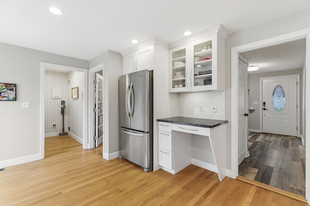 574 Grove Street Framingham, MA 01701 - Photo 15 of 42