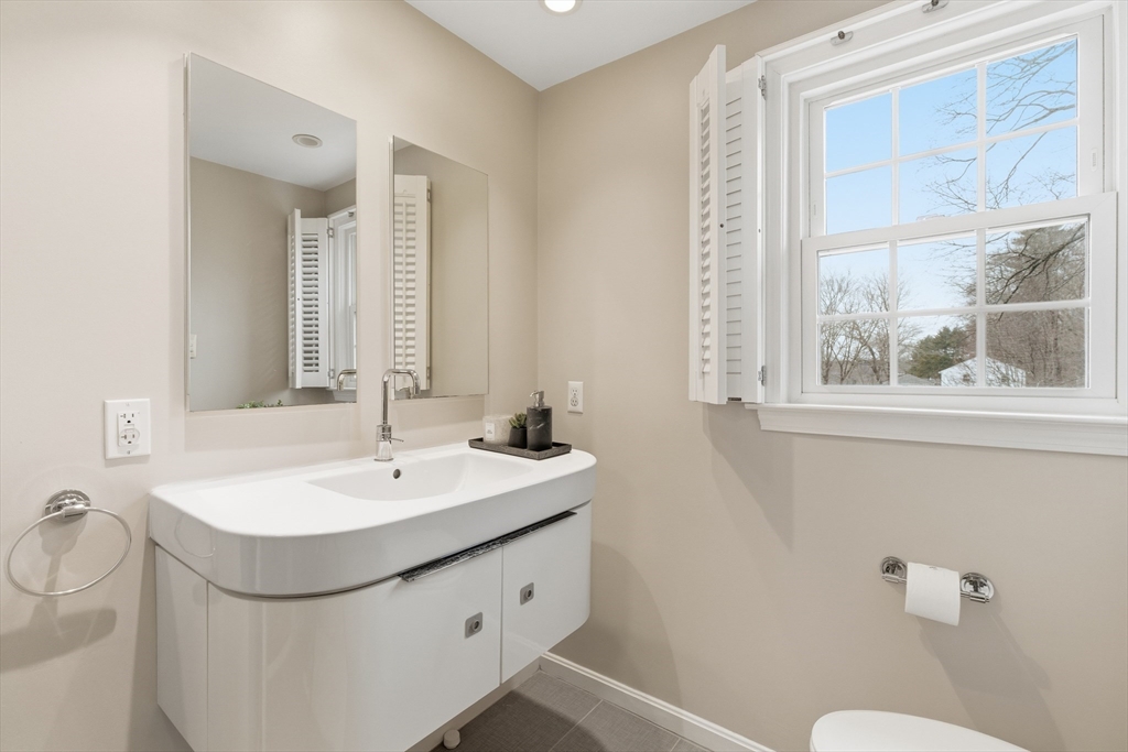 574 Grove Street Framingham, MA 01701 - Photo 29 of 42