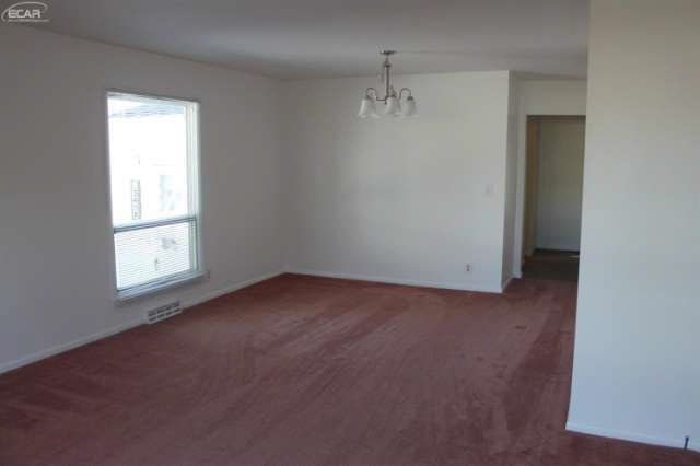 3458 Luce Road Flushing, MI 48433 - Photo 10 of 30 21201110-9.JPG