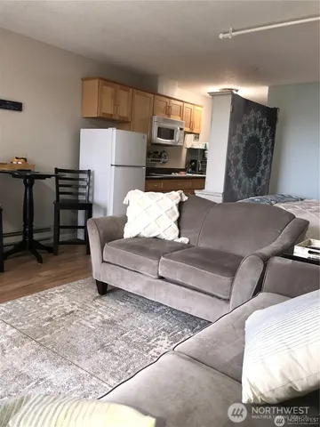 $276,000 | 205 Bolstad Avenue, Unit 303, Long Beach, WA 98631