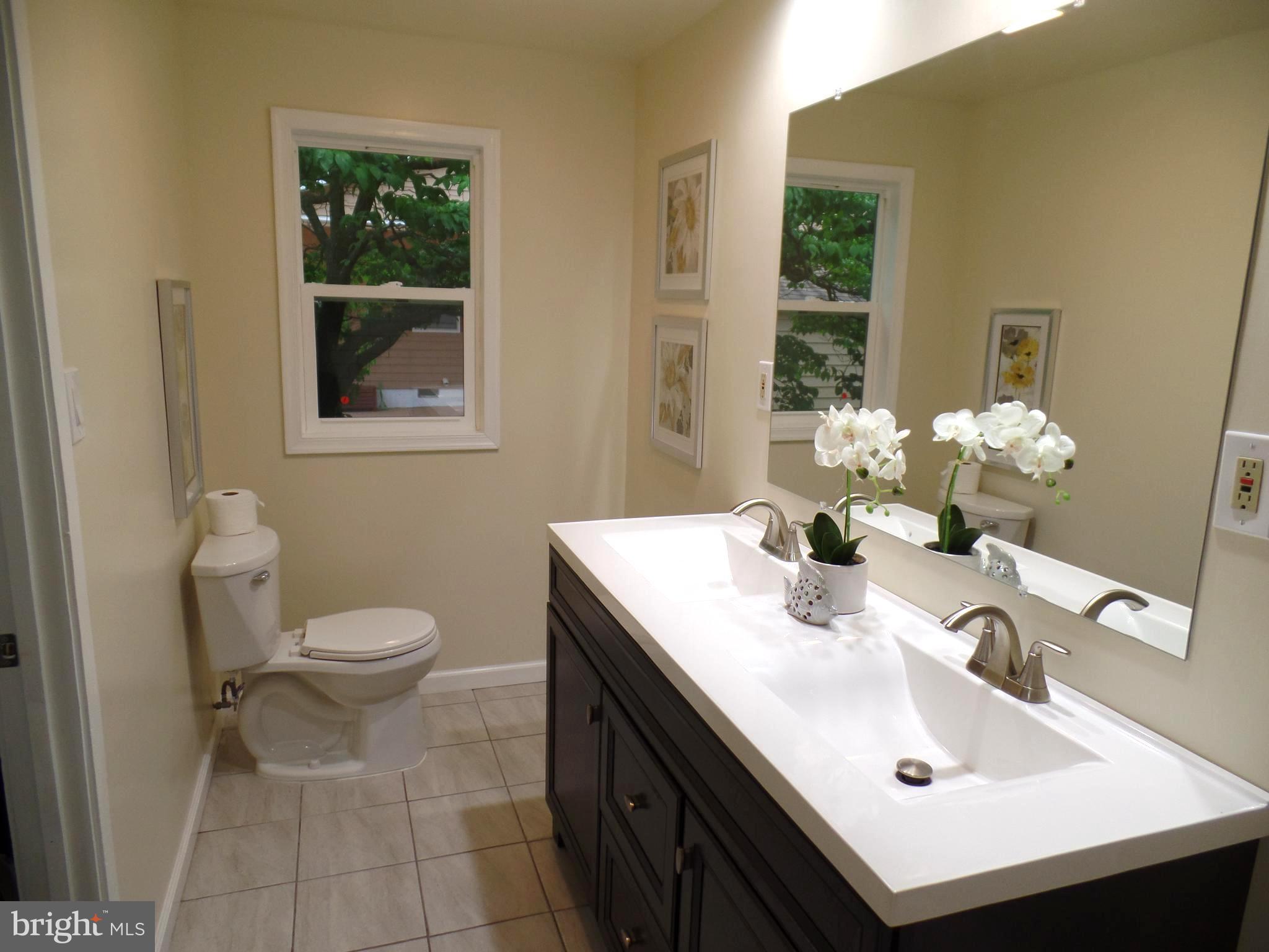 1815 Anderson Road Falls Church, VA 22043 - Photo 18 of 26 Double Vanity