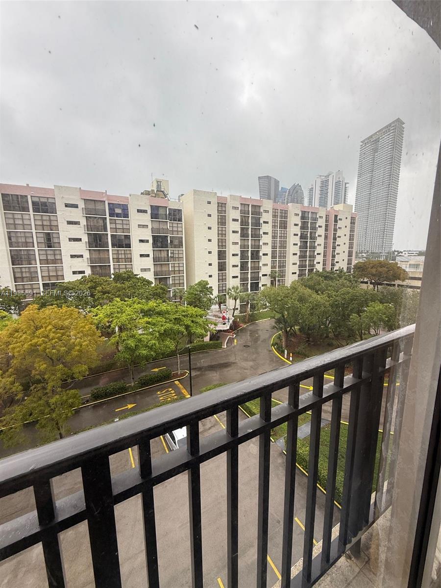 16909 North Bay Road, Unit 602 Sunny Isles Beach, FL 33160 - Photo 6 of 24