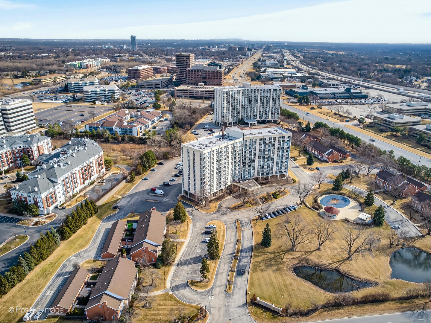 40 North Tower Road, Unit 2F Oak Brook, IL 60523 - Photo 2 of 25