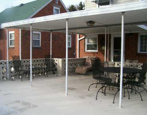 214 McClelland Road Canonsburg, PA 15317 - Photo 8 of 8 Gallery Image 8