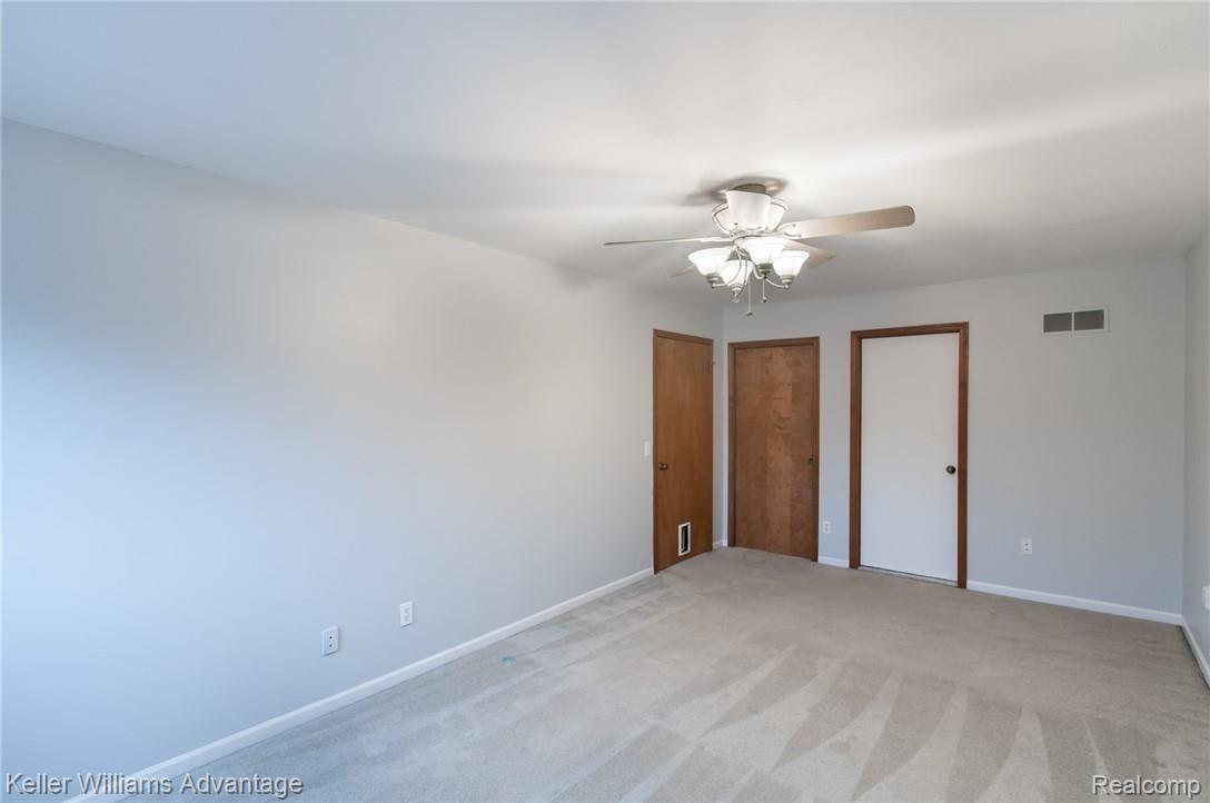 649 South Crooks Road Clawson, MI 48017 - Photo 14 of 27 SCrooksRd_649_MasterBed_03.jpg