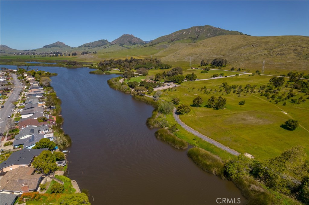 905 Madonna Road, Unit 69 San Luis Obispo, CA 93405 - Photo 26 of 26 a view of a city with mountains in the background
