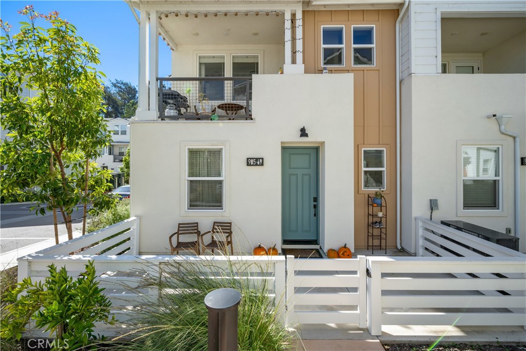 905 Madonna Road, Unit 69 San Luis Obispo, CA 93405 - Photo 6 of 26 a house view with a outdoor space