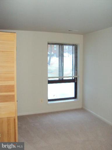 11220 Chestnut Grove Square, Unit 121 Reston, VA 20190 - Photo 11 of 18 Bedroom #2