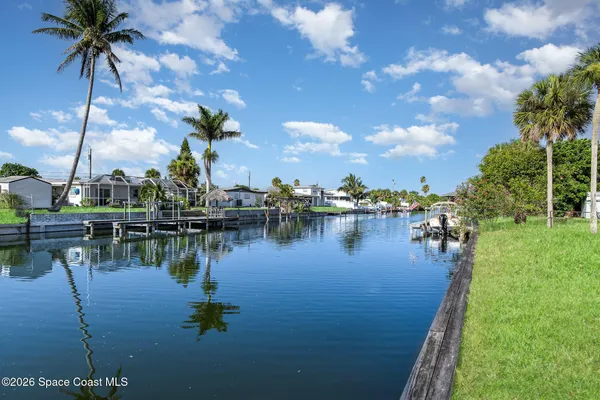$2,600 | 320 Alabama Avenue, Merritt Island, FL 32953