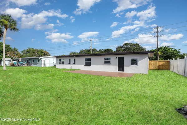 $2,600 | 320 Alabama Avenue, Merritt Island, FL 32953