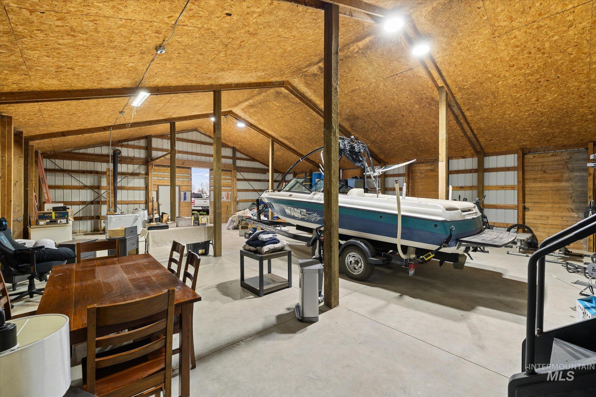 29410 Pearl Road Parma, ID 83660 - Photo 6 of 50 View of garage