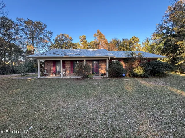 $239,900 | 456 County Road 29, Bay Springs, MS 39422