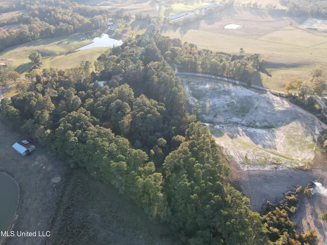 $239,900 | 456 County Road 29, Bay Springs, MS 39422