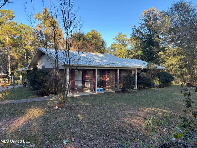 $239,900 | 456 County Road 29, Bay Springs, MS 39422