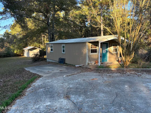 $239,900 | 456 County Road 29, Bay Springs, MS 39422