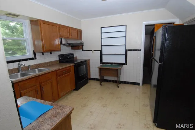 $1,550 | 7512 Marillac Drive, St. Louis, MO 63121