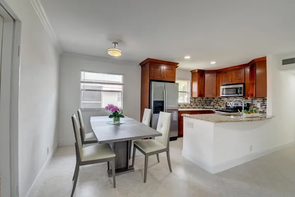 $1,850 | 468 Saxony Way, Delray Beach, FL 33446