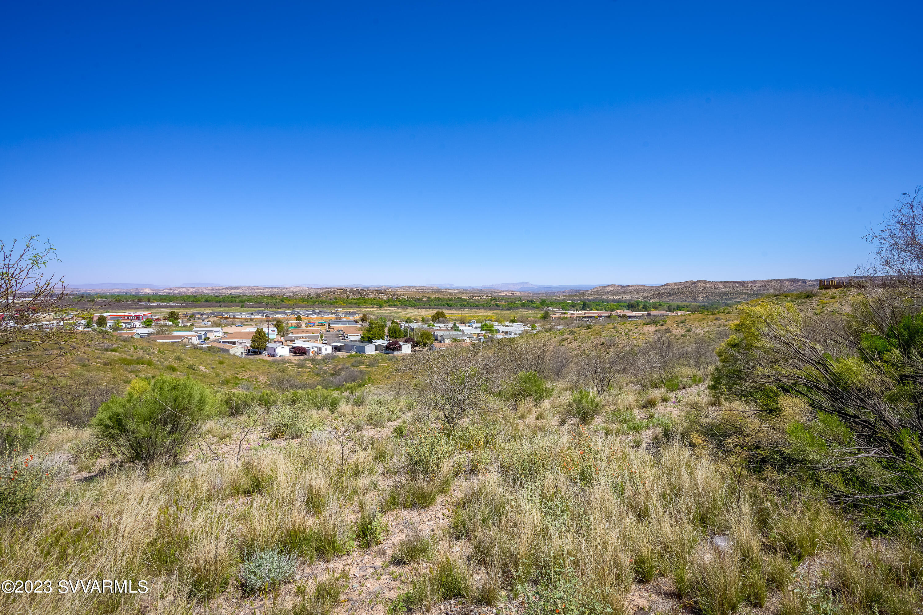 856 West Deep Gorge Road Camp Verde, AZ 86322 - Photo 27 of 31 a view of a city with ocean view