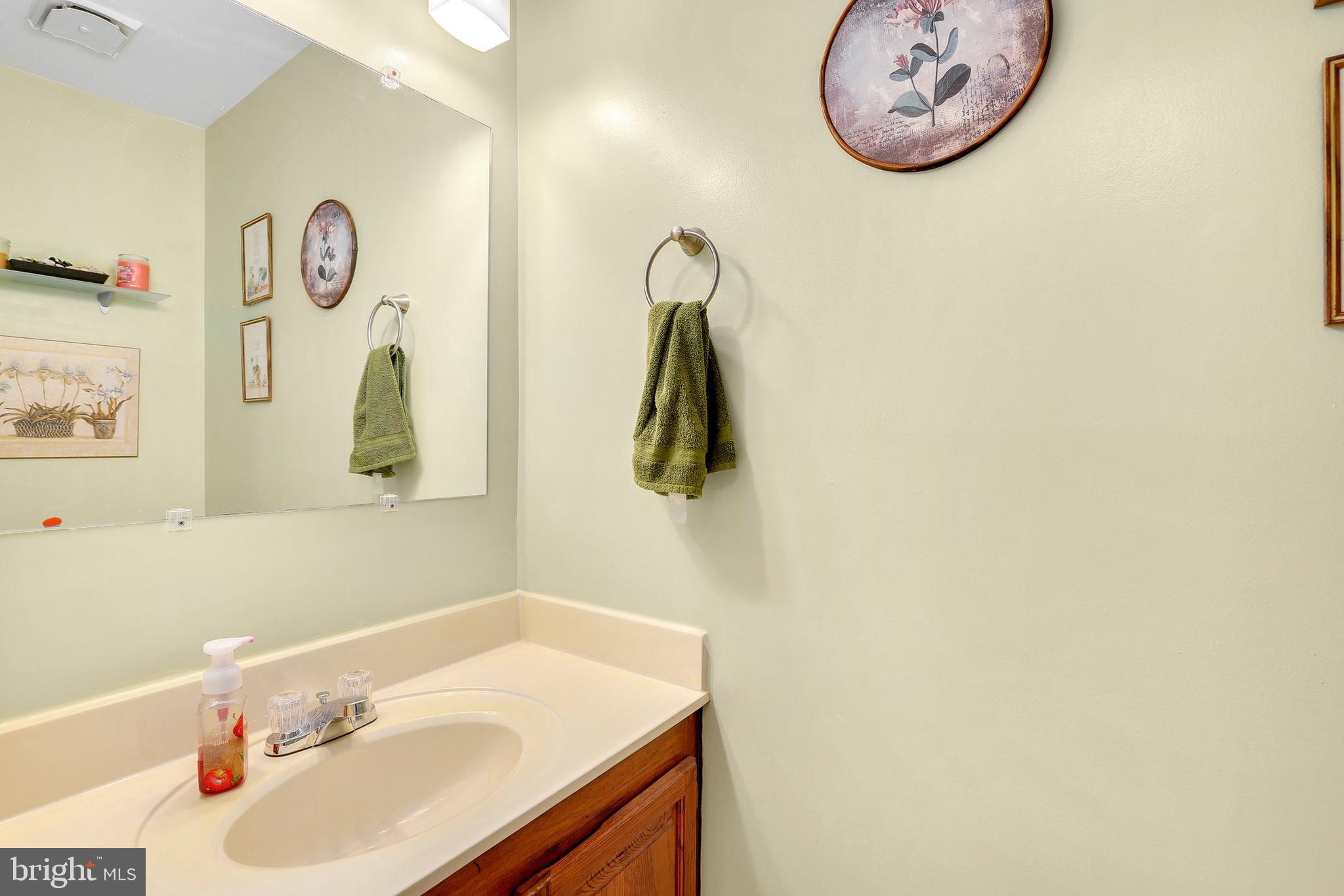 8102 Clifforest Drive Springfield, VA 22153 - Photo 12 of 43