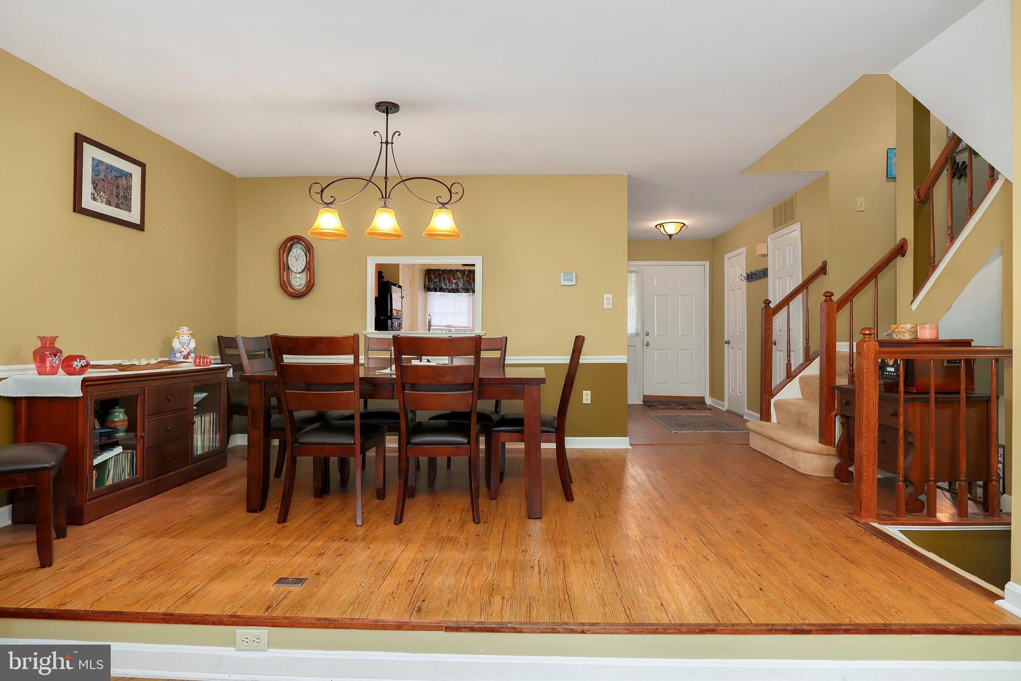 8102 Clifforest Drive Springfield, VA 22153 - Photo 6 of 43