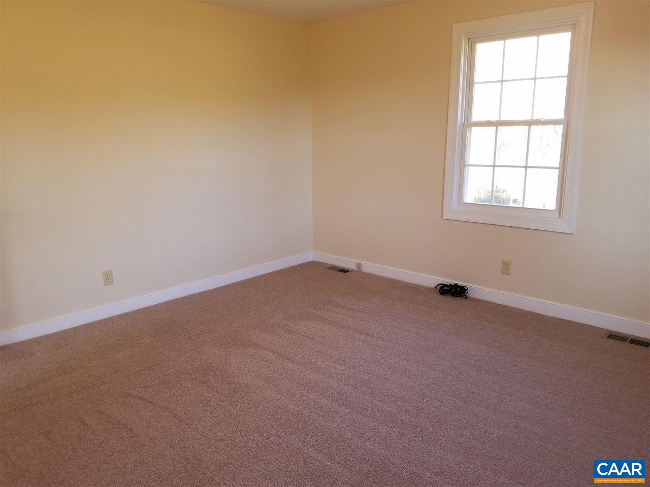 5632 Cross County Road Mineral, VA 23117 - Photo 13 of 16 Gallery Image 13