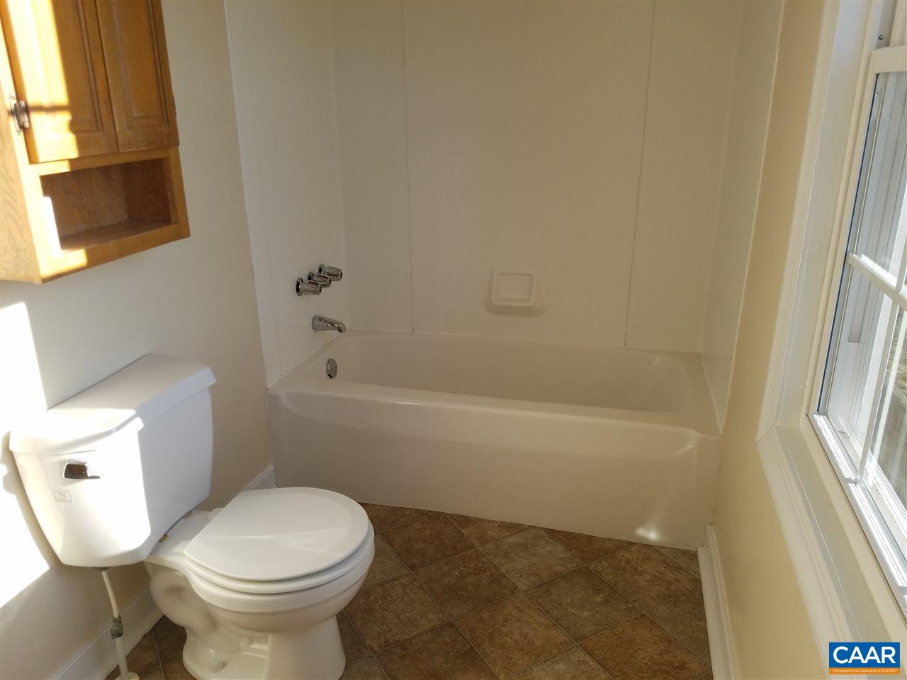 5632 Cross County Road Mineral, VA 23117 - Photo 10 of 16 Gallery Image 10