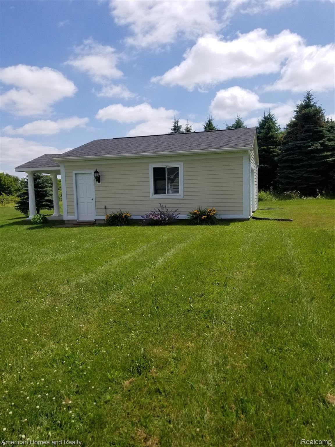 3073 Bolton Road Lapeer, MI 48446 - Photo 7 of 42 Side of second garage