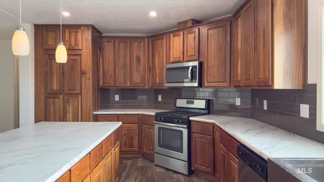 $630,000 | 23425 Bachman Grade Road, Murphy, ID 83650