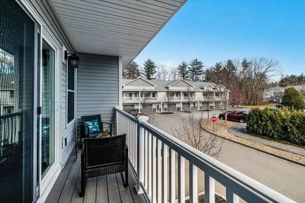 $385,000 | 11 Callaway Drive, Unit 3, Concord, NH 03301