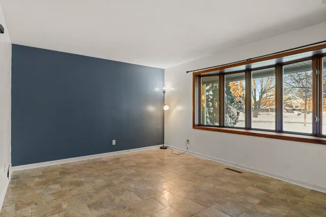 $459,999 | 1162 Crossing Ridge Trail, Sun Prairie, WI 53590