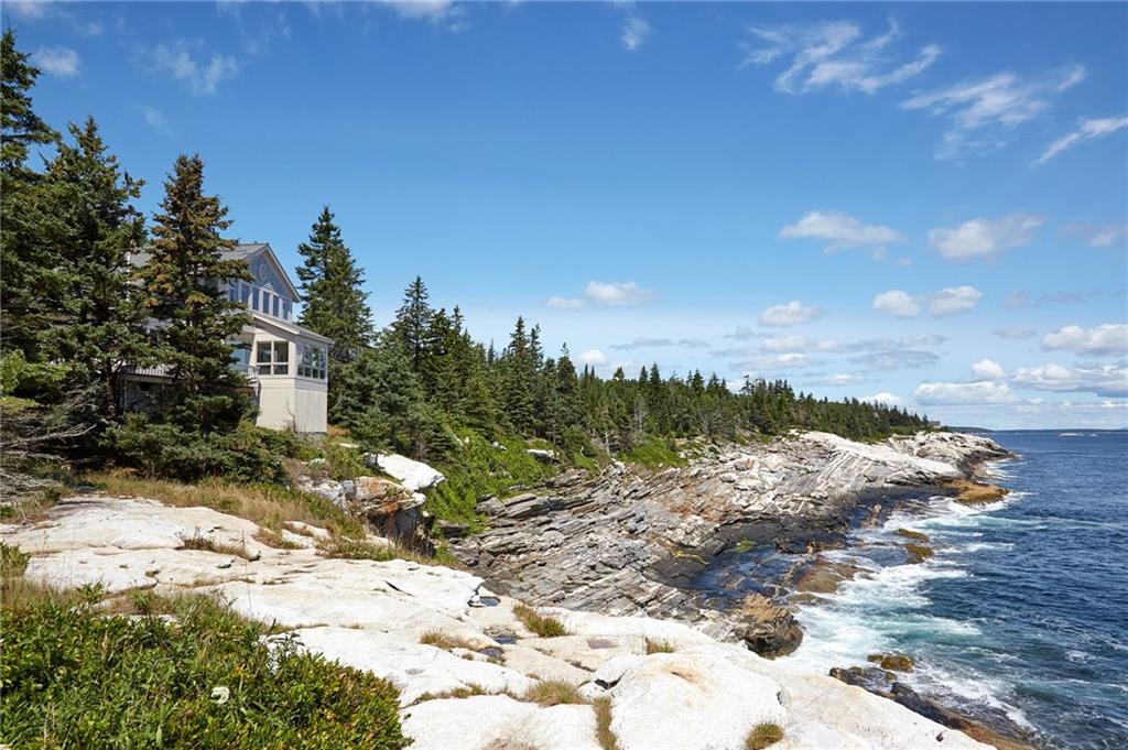 67 Cliff Road New Harbor, ME 04554 - Photo 4 of 28 Photo