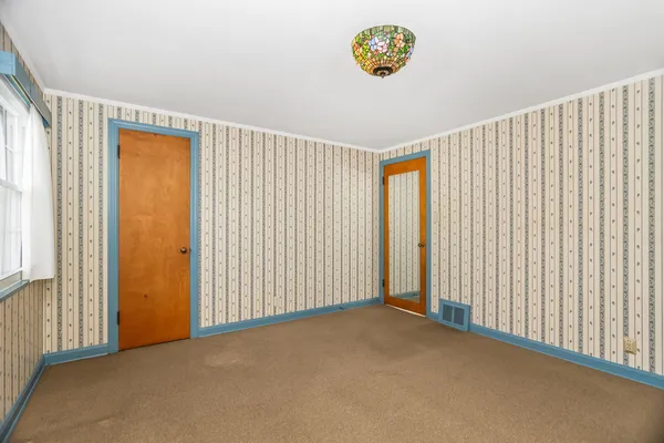 $2,400 | 1407 North Harlem Avenue, Unit A, Oak Park, IL 60302